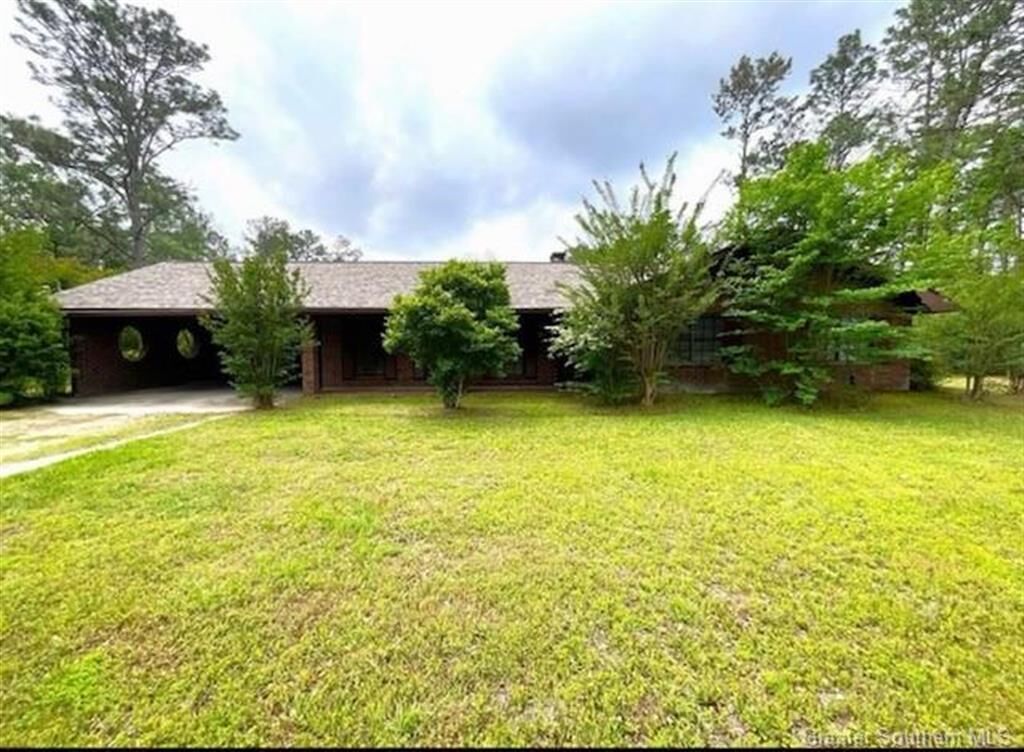 Property Photo:  323 McReynolds Circle  LA 70634 