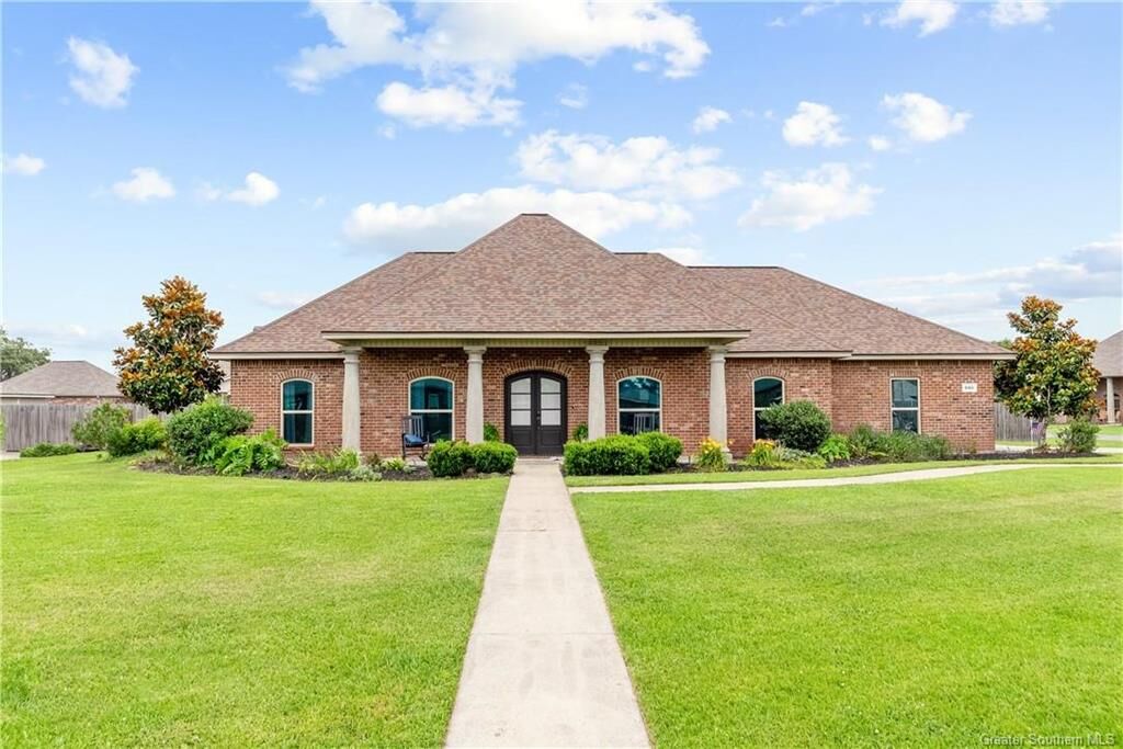 Property Photo:  940 S Kade Lane S  LA 70605 