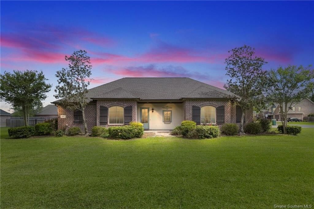 Property Photo:  2664 Williamsport Drive  LA 70611 