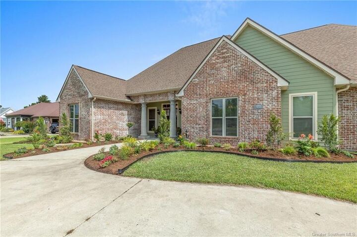 Property Photo: 1032 Tan Tara Circle LA 70611