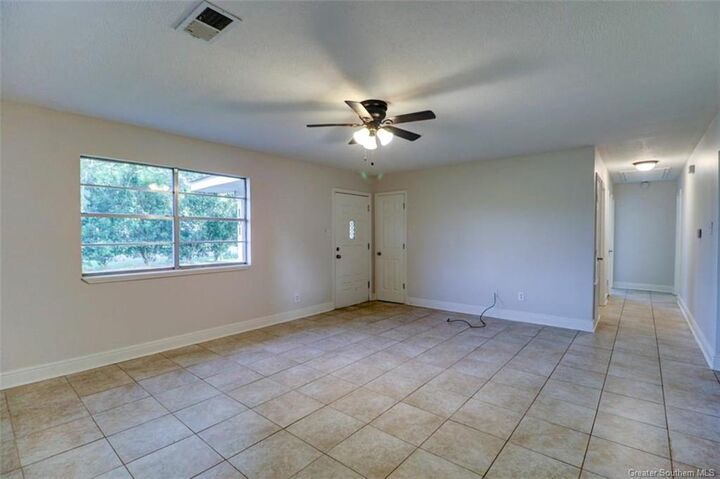 Property Photo: 101 N Welty Avenue N LA 70647