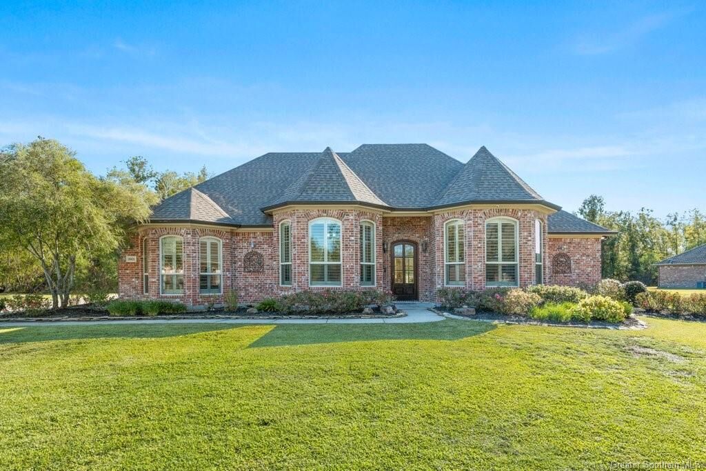 Property Photo: 2601 Amen Corner LA 70669