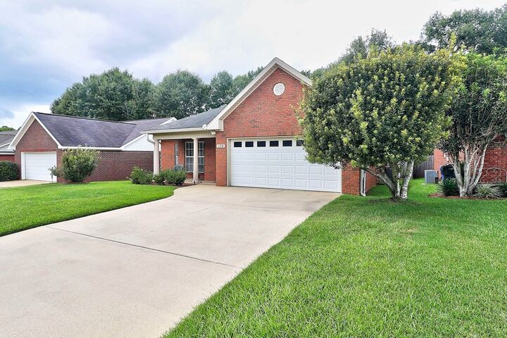 Property Photo: 109 Gaffney Court AL 36303