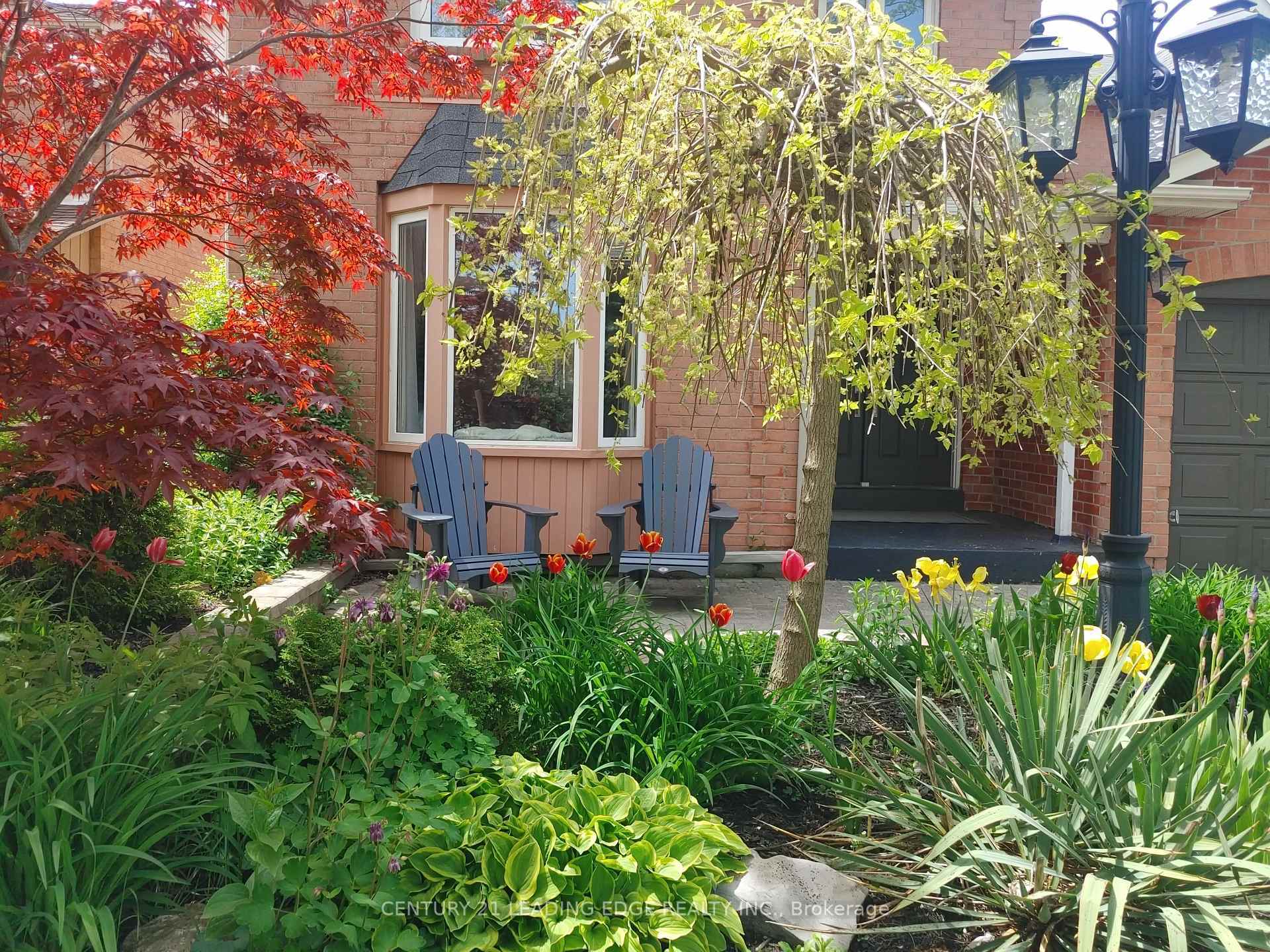 Property Photo: 724 Barnes Crescent ON L1J 8K1