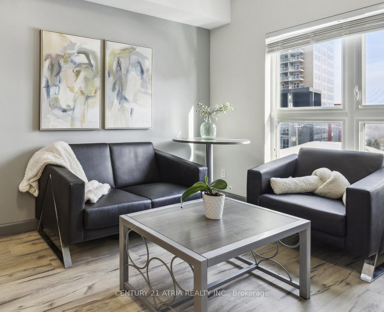 Property Photo: 258A Sunview Street 1615 ON N2L 0H7