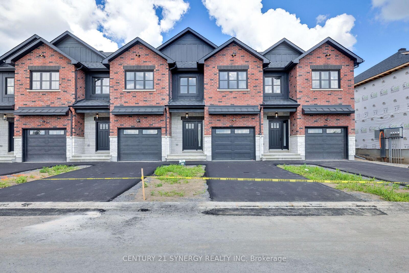 Property Photo: 13 Helen Street ON K0A 1R0
