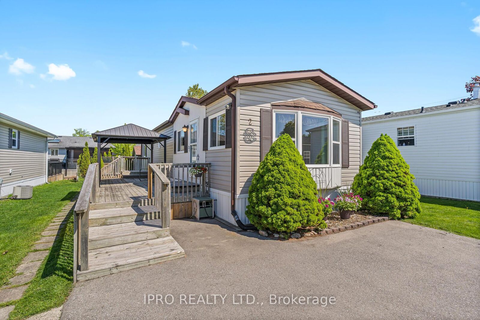 Property Photo:  2 Trillium Beach Drive  ON N0B 2J0 