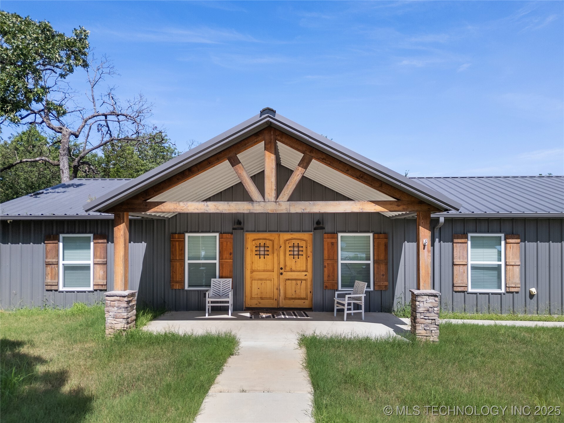 Property Photo: 173 N Minnesota Avenue OK 74525