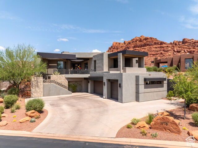 Property Photo:  1978 W Cougar Rock Cir  UT 84770 