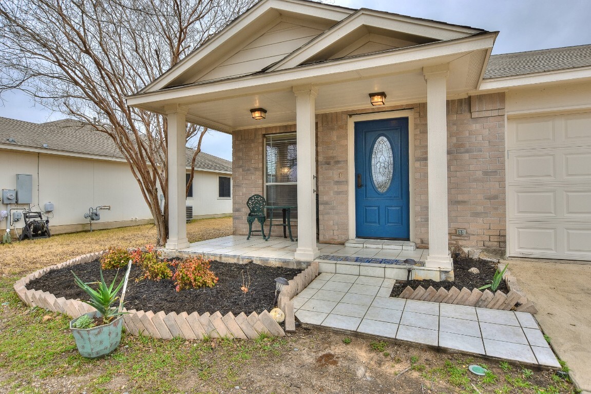 Property Photo:  2718 Summerwalk Place  TX 78665 