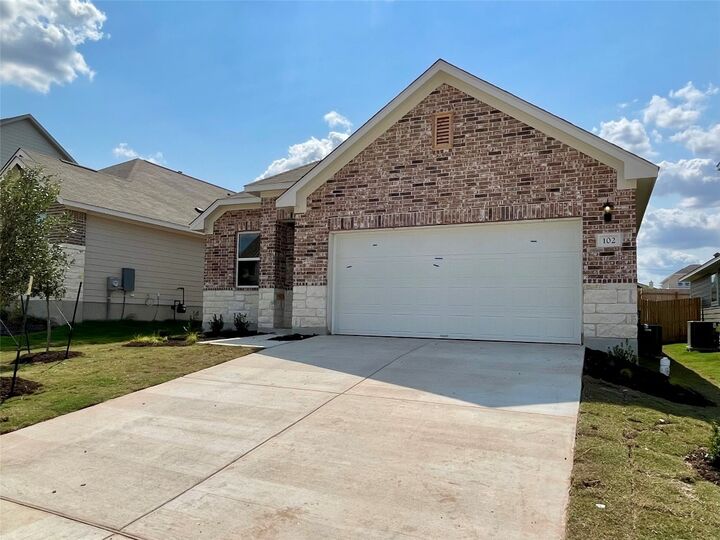 Property Photo: 102 Brislecone Pass TX 78634