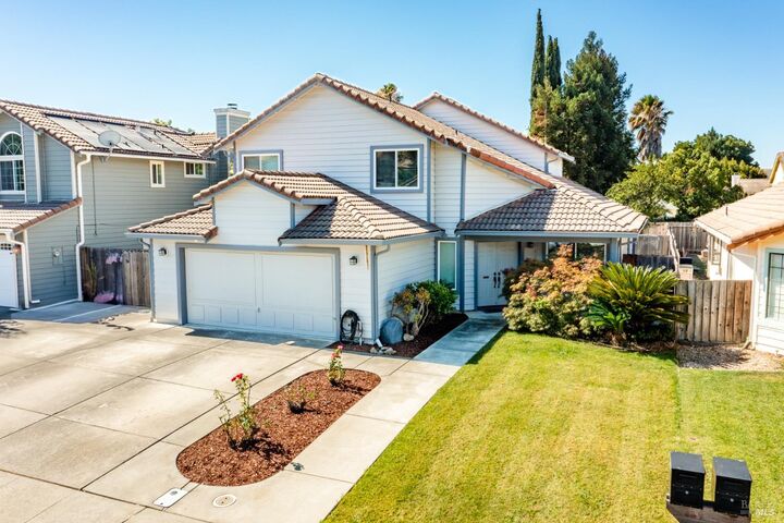 Property Photo:  1141 Tanglewood Drive  CA 94533 