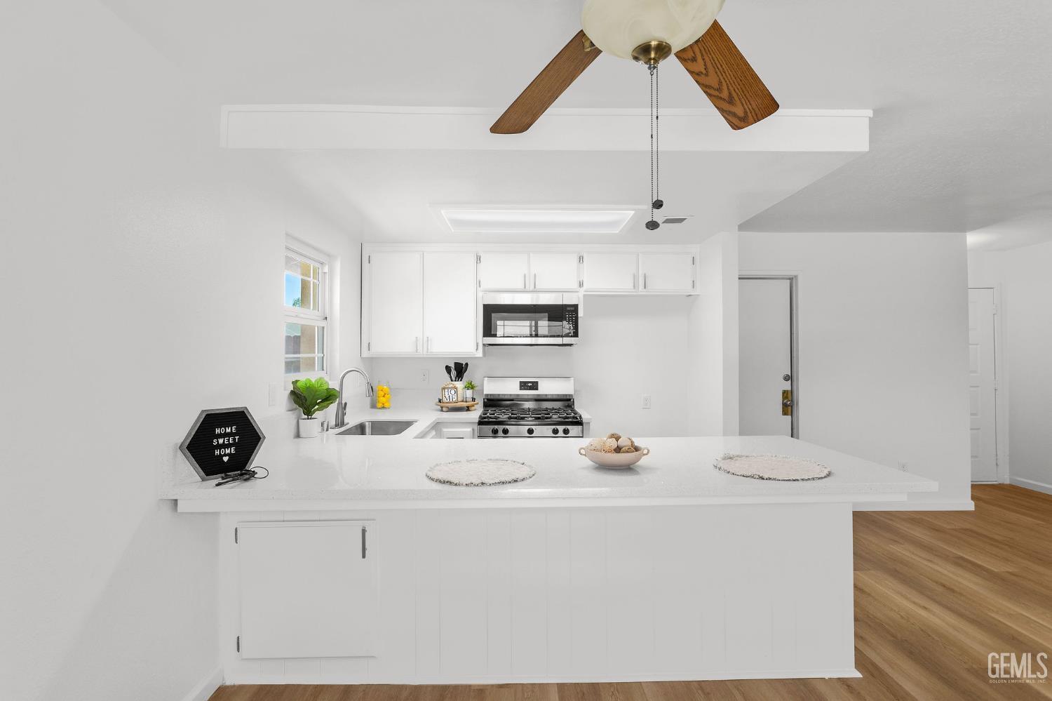 Property Photo: 4608 Arbor Glen Street CA 93313
