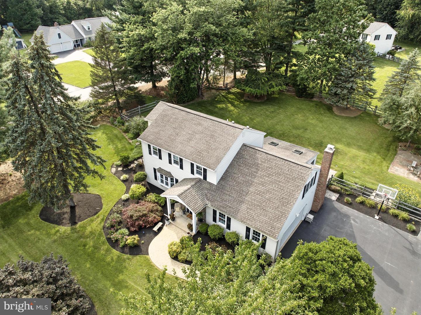 Property Photo: 4 Robin Road PA 19341
