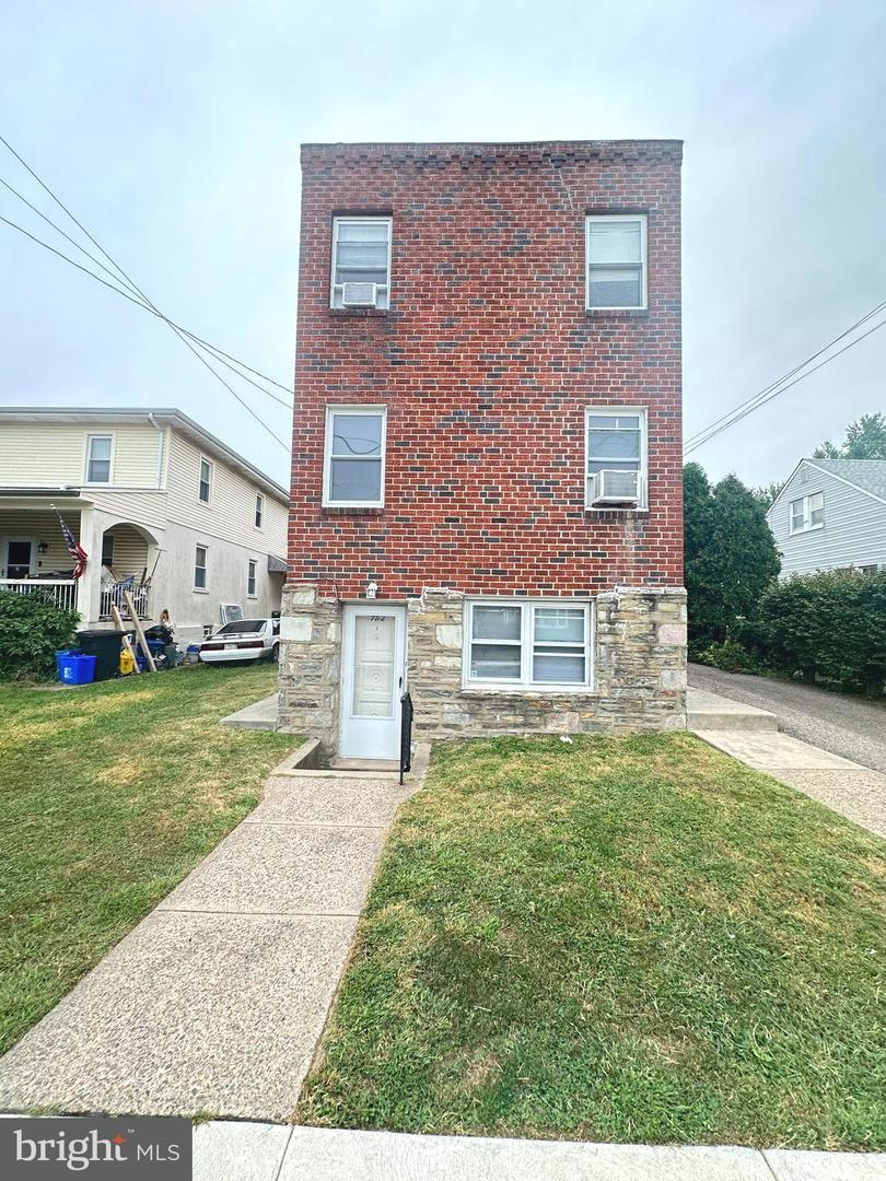 Property Photo:  7712 Watson Street 14  PA 19111 
