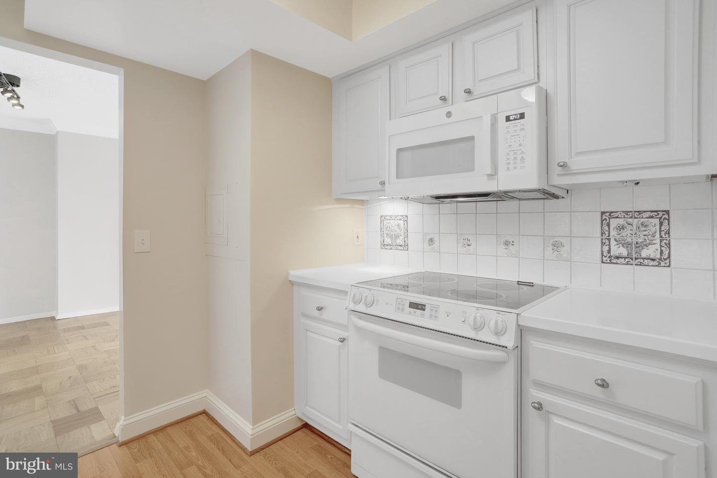 Property Photo: 3800 Fairfax Drive 509 VA 22203