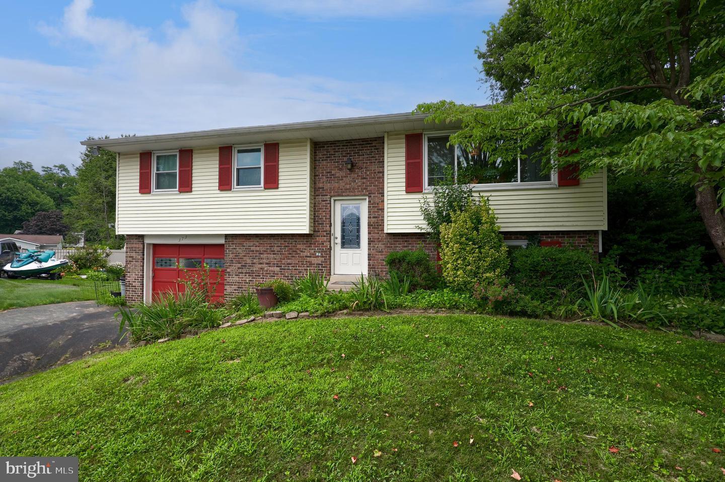 373 Holly Hock Circle  Mountville PA 17554 photo