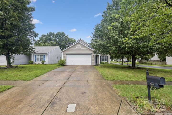 Property Photo: 10147 Orchard Grass Court NC 28278