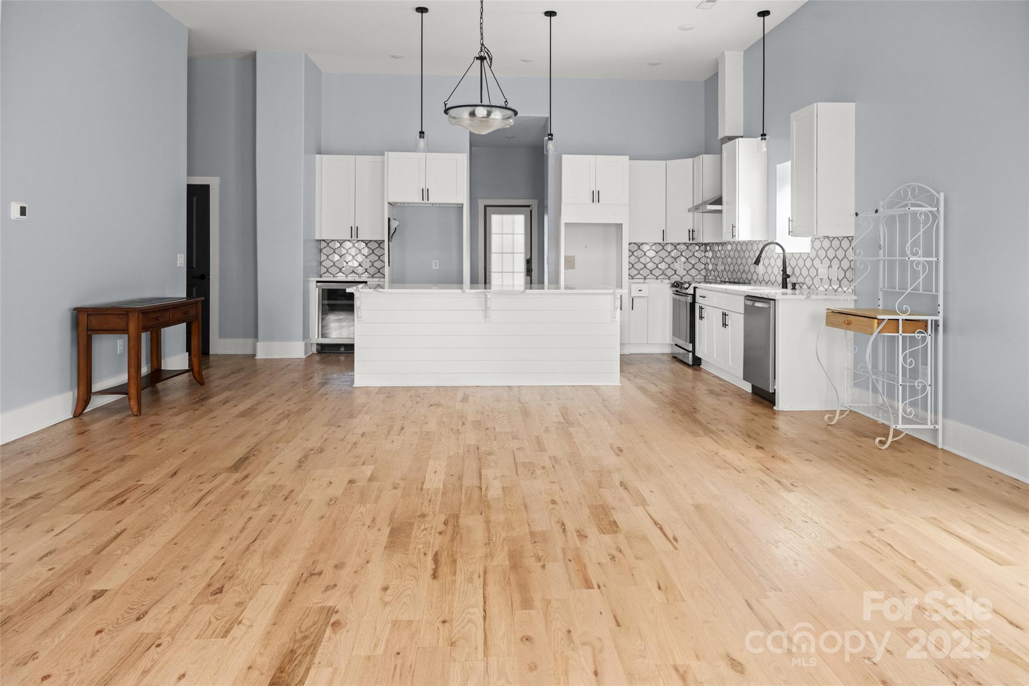 Property Photo:  204 W Wade Street  NC 28170 