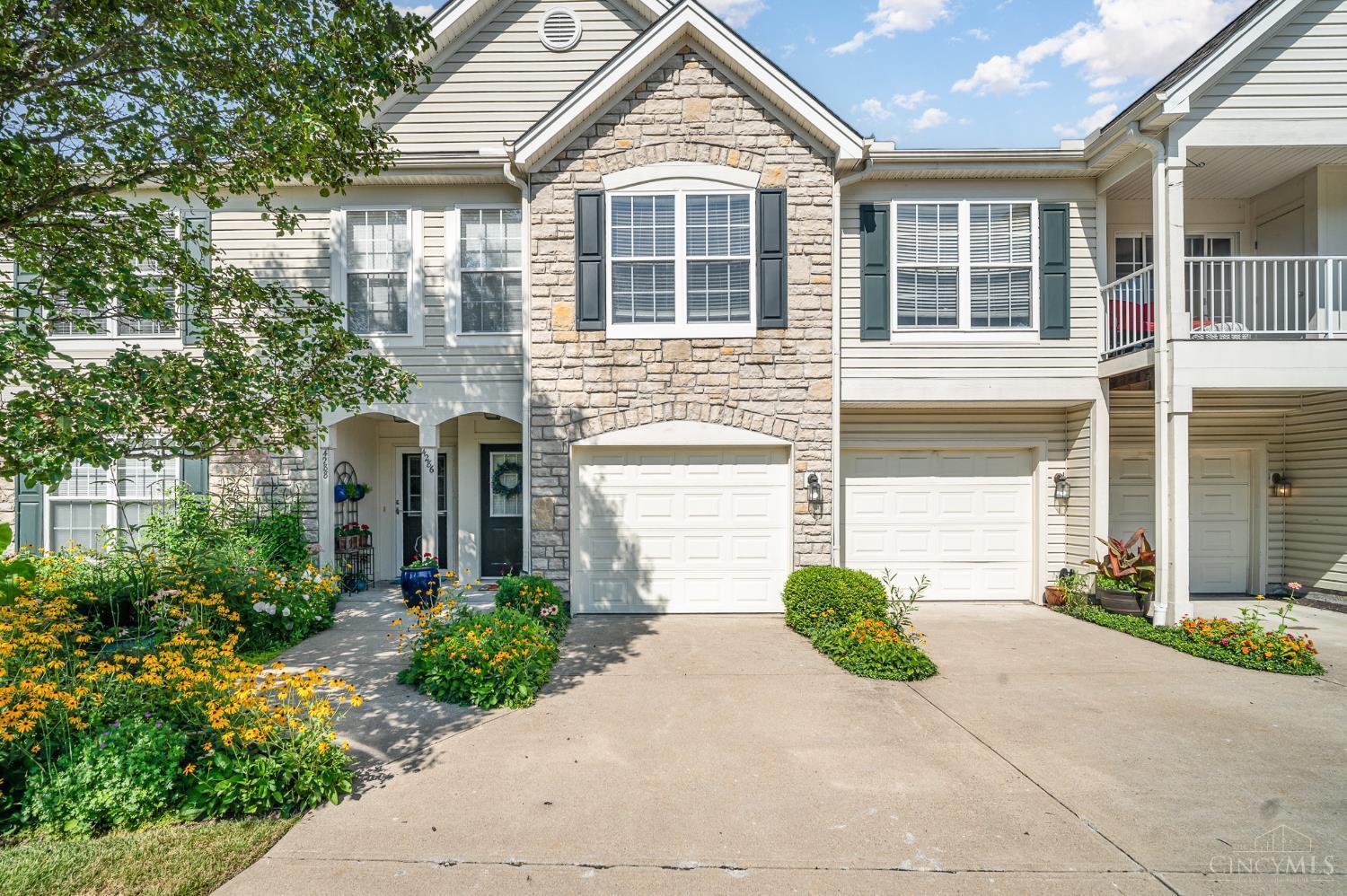 Property Photo: 4286 Hickory Park Lane OH 45103