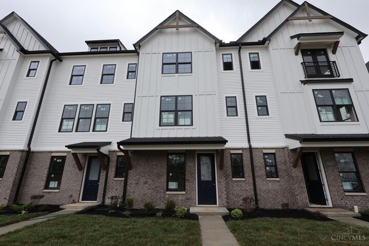 Property Photo:  6134 Nicholas Way  OH 45040 