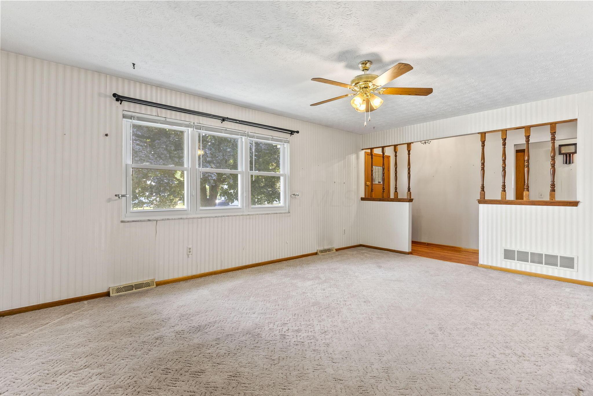 Property Photo:  1863 Willow Run Road  OH 43123 