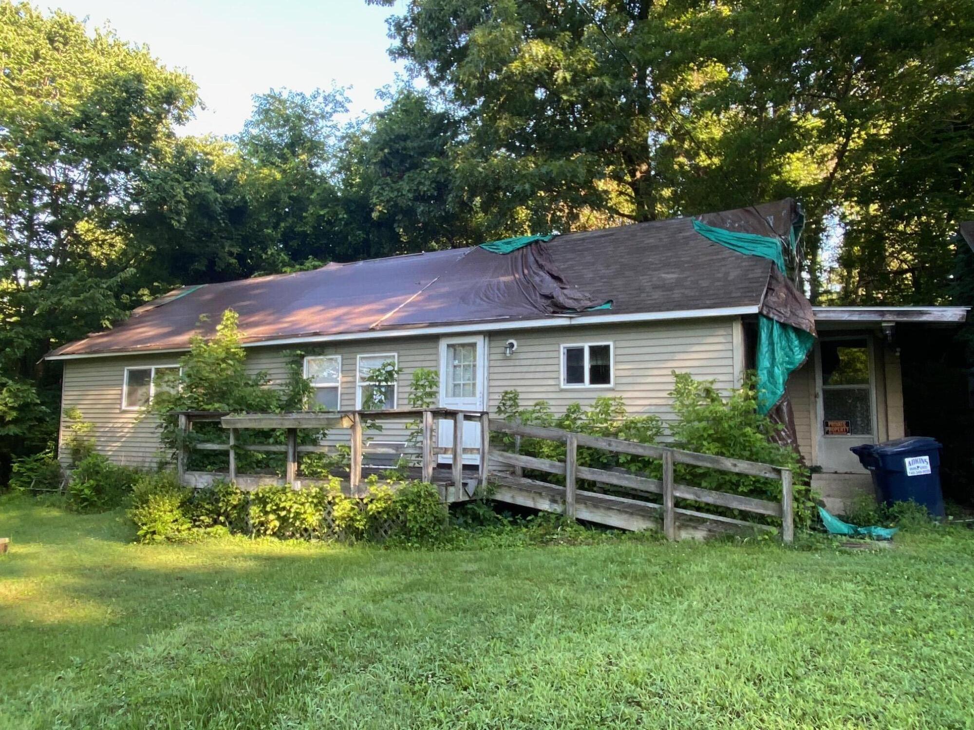 Property Photo:  3313 Welsh Hills NE Road  OH 43055 