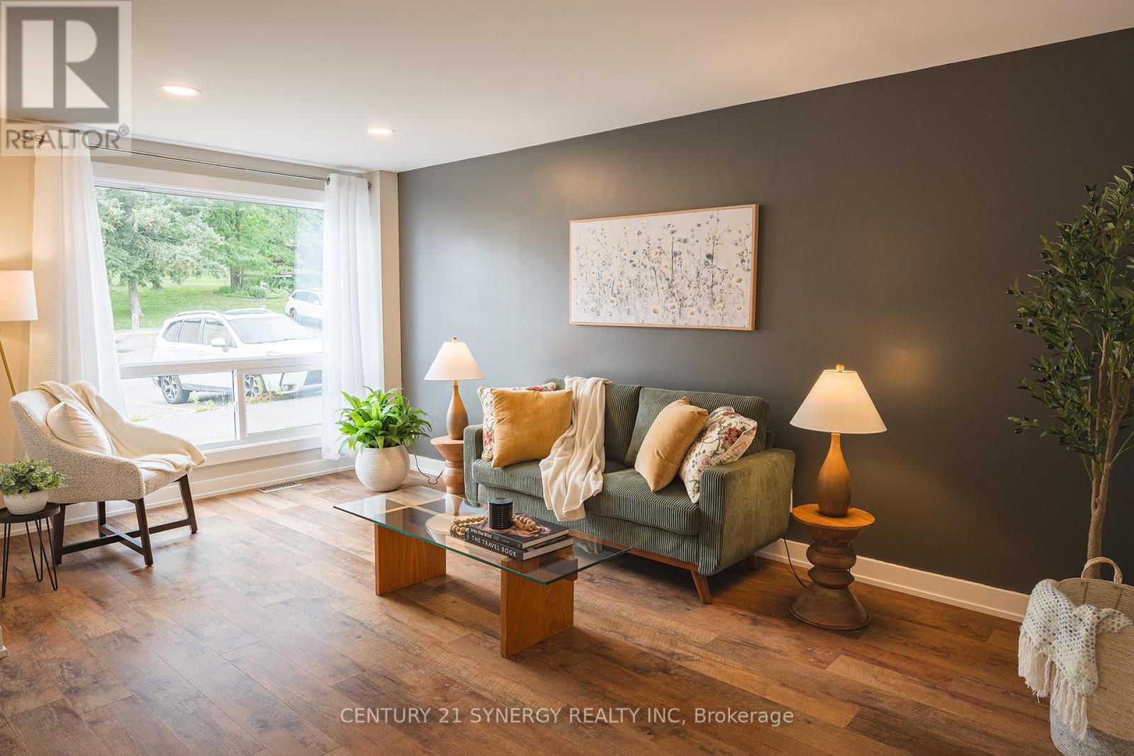 Property Photo:  1266 Bethamy Lane  ON K1J 8P4 