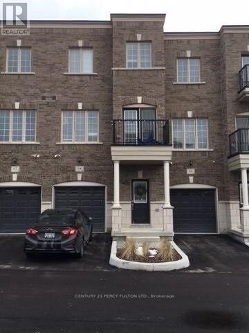 Property Photo: 64 Ferris Square ON L1E 0J2