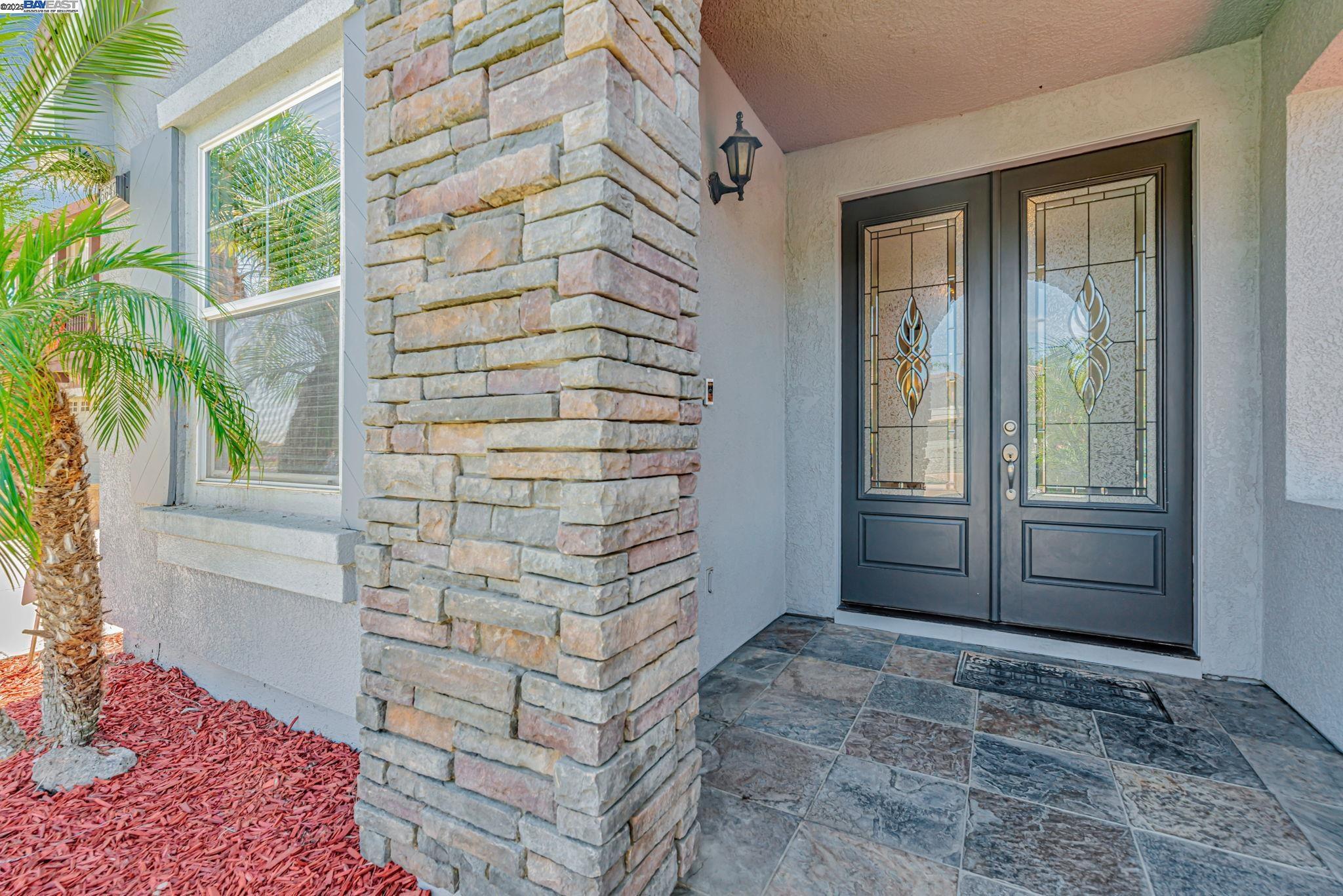 Property Photo: 5647 Arcadia Cir CA 94505
