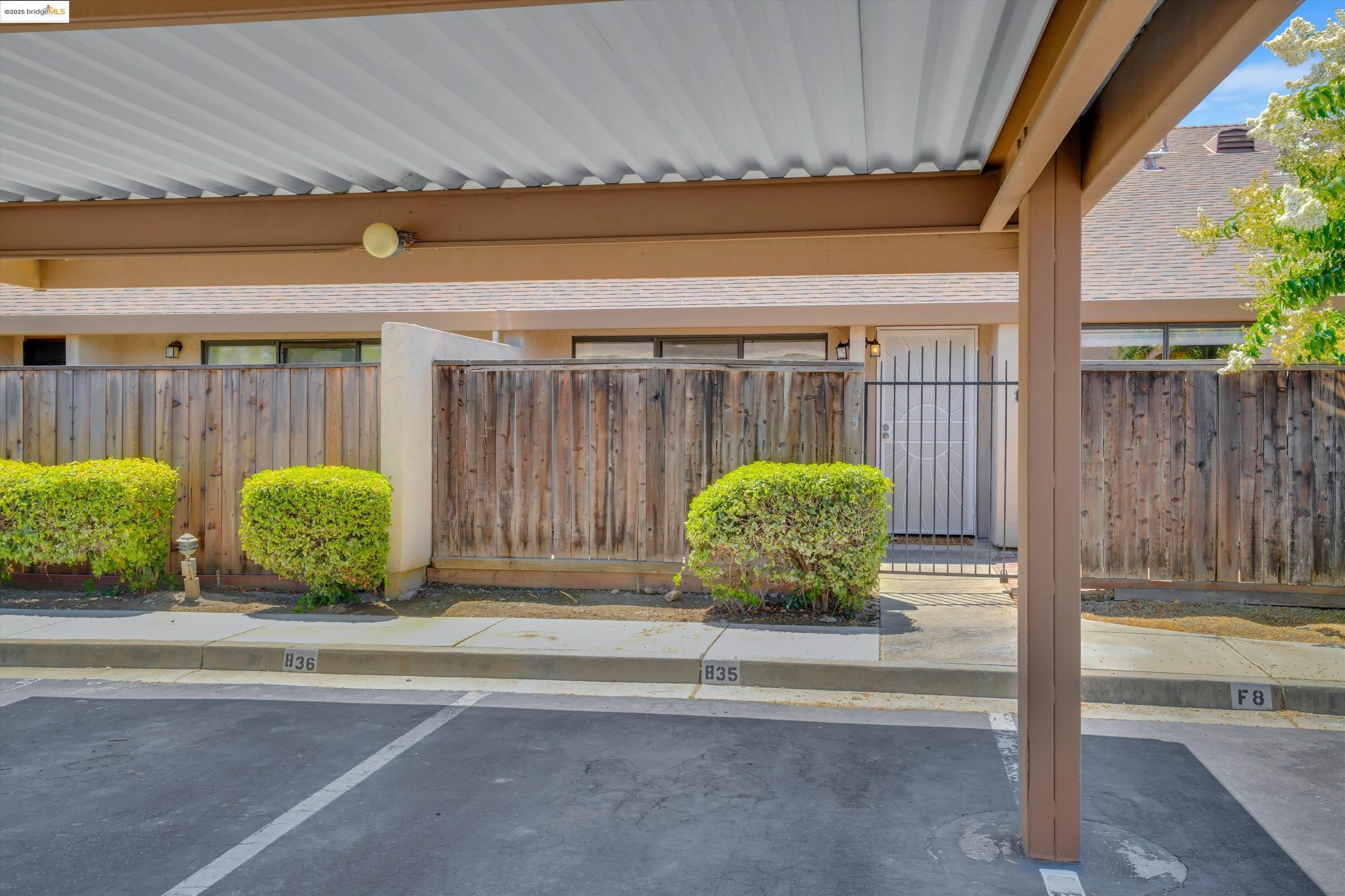 Property Photo:  835 Villa Ter  CA 94513 