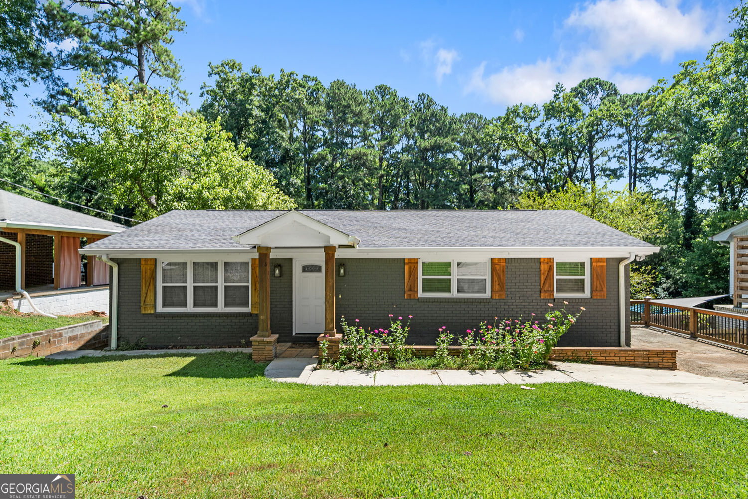Property Photo:  2128 Mark Trail  GA 30032