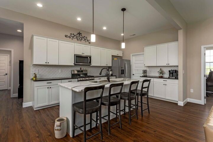 Property Photo:  817 Fisher Road  TN 37321 