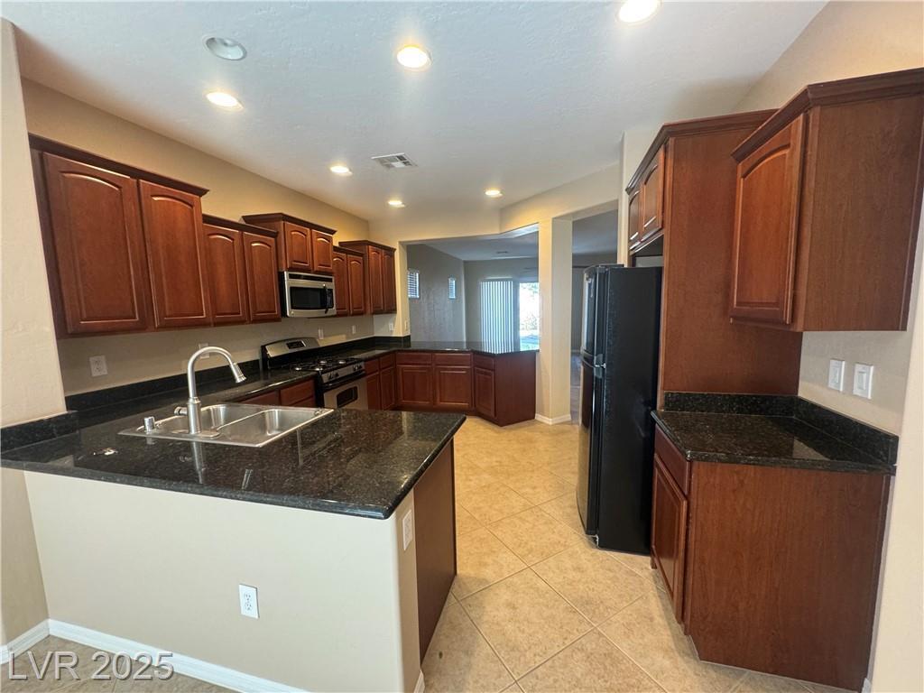 Property Photo: 6737 Divers Loons Street NV 89084
