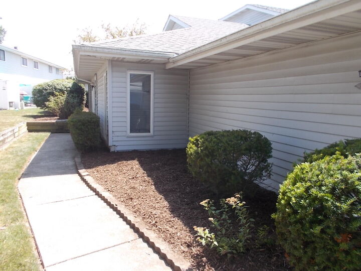 Property Photo:  2559 Oakwood Drive  IN 46307 