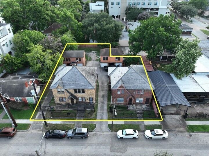 4316 &Amp 4320 Jack Street  Houston TX 77006 photo