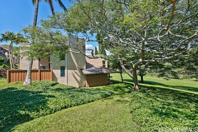 Property Photo:  350 Kaelepulu Drive 401  HI 96734 
