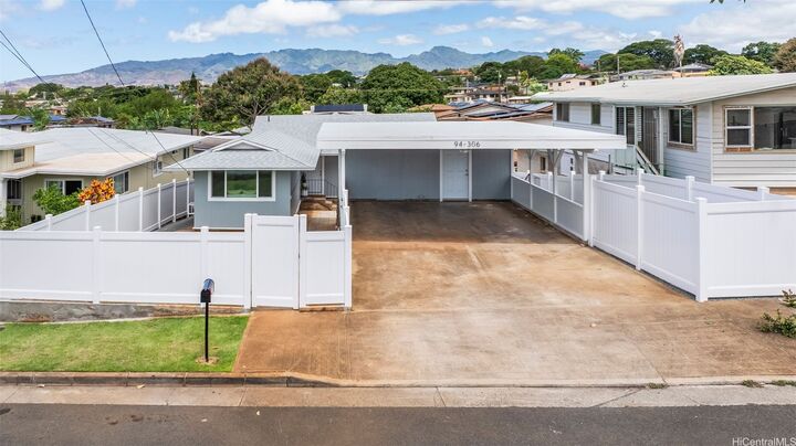 94-306 Kahuawai Street  Waipahu HI 96797 photo