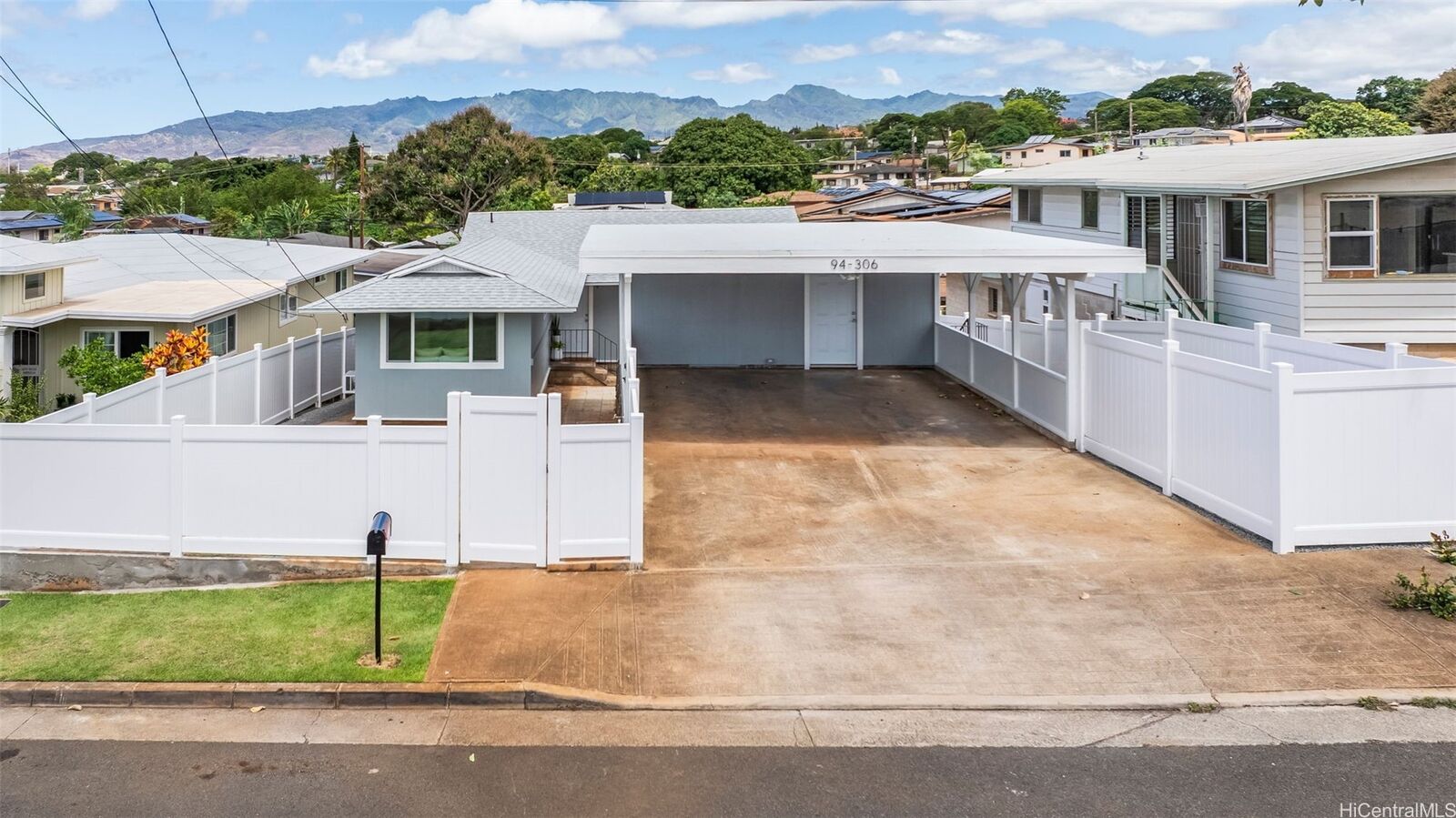 Property Photo:  94-306 Kahuawai Street  HI 96797 