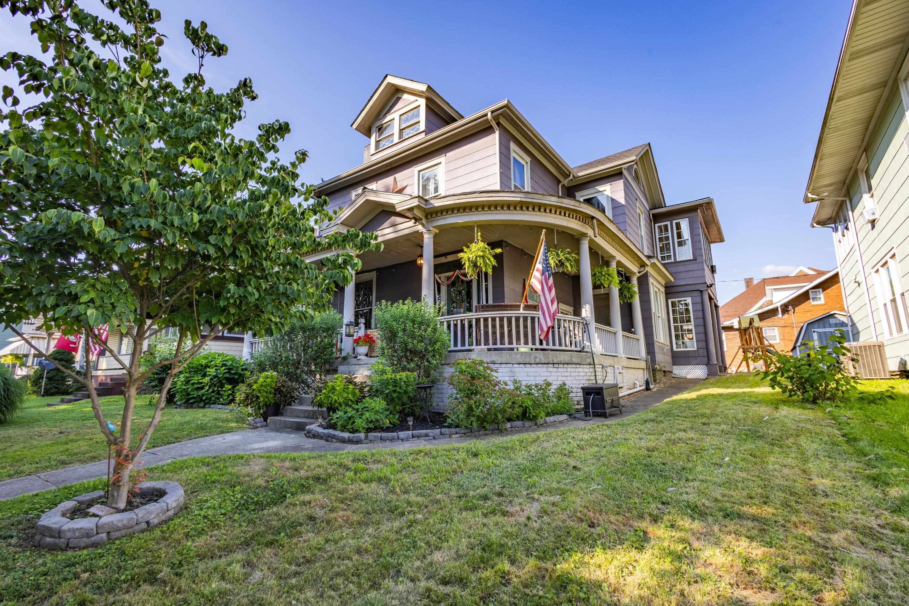 Property Photo:  817 S 4th Street  OH 45638 