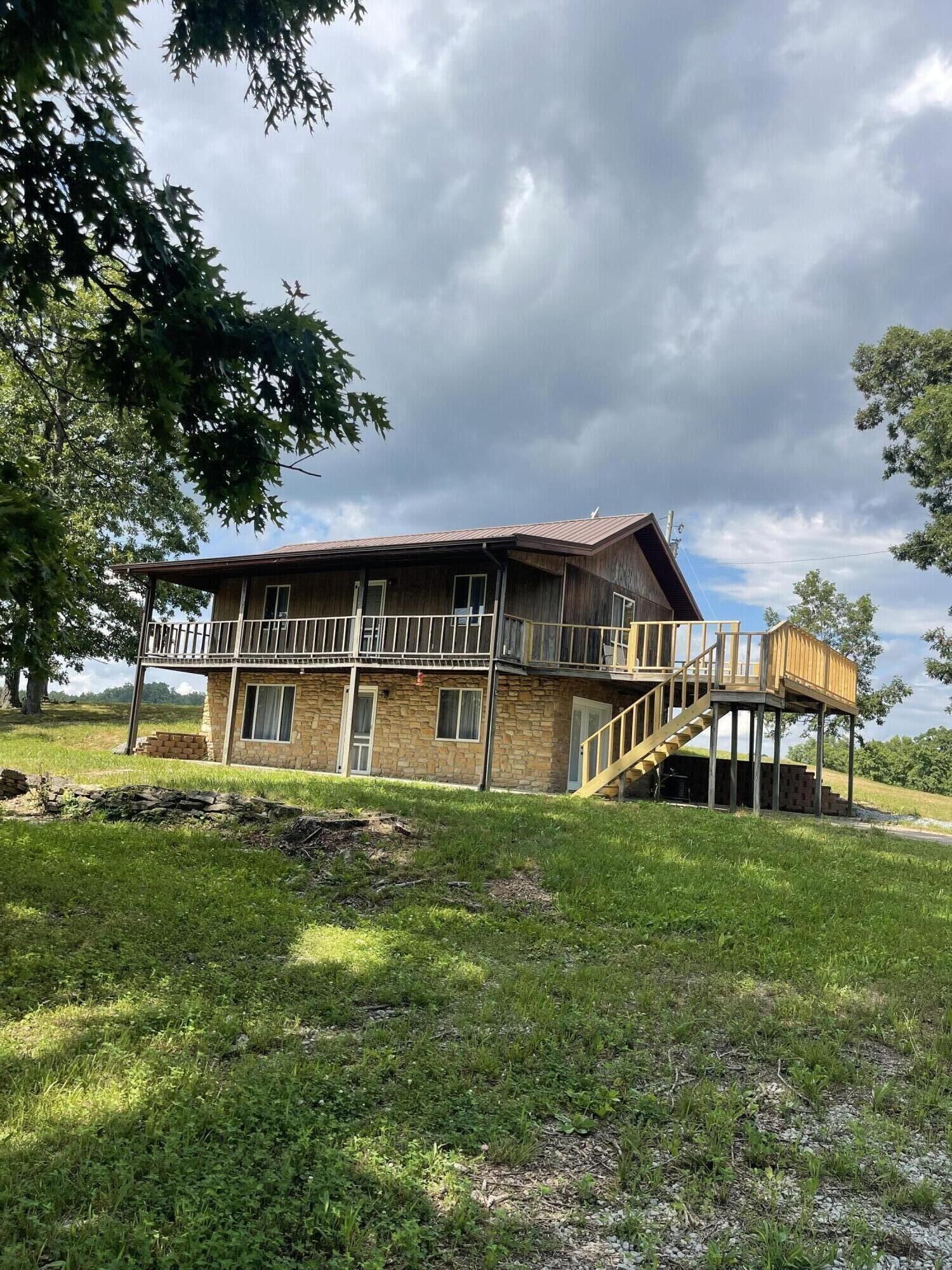 Property Photo:  2914 McRoberts Road  KY 41093 