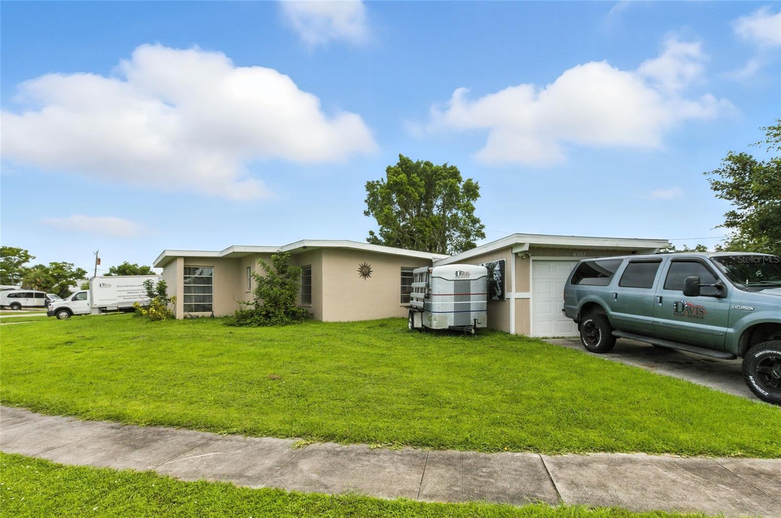 Property Photo: 6382 Talbot Street FL 34287