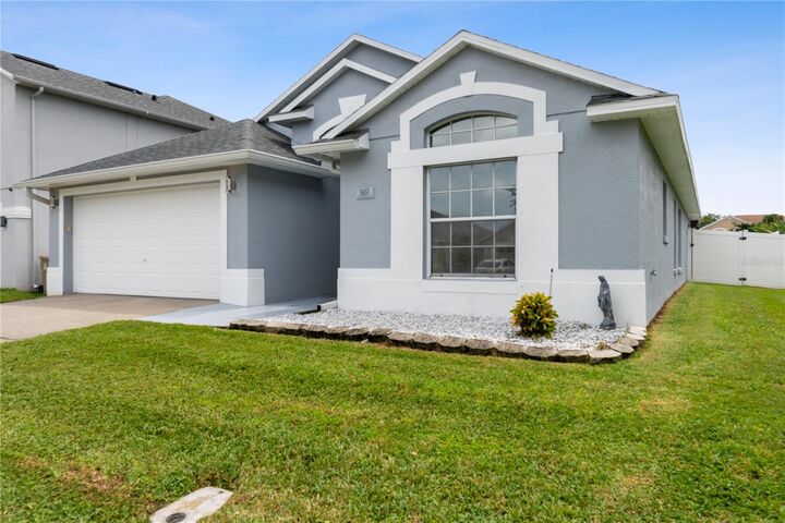 Property Photo:  107 Thornbury Lane  FL 34744 