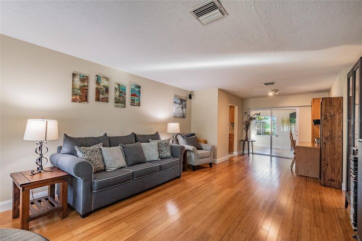 Property Photo:  2718 Keene Park Drive  FL 33771 