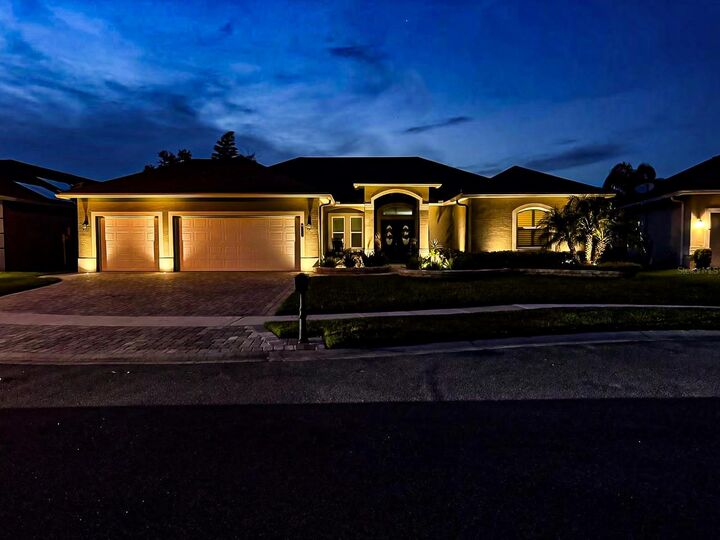 Property Photo: 231 Nandina Terrace FL 32708
