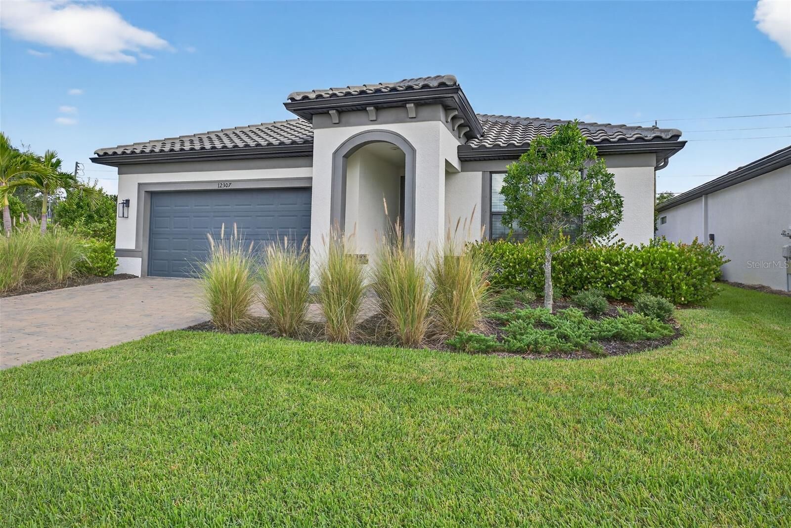 Property Photo:  12307 Wigeon Drive  FL 34212 