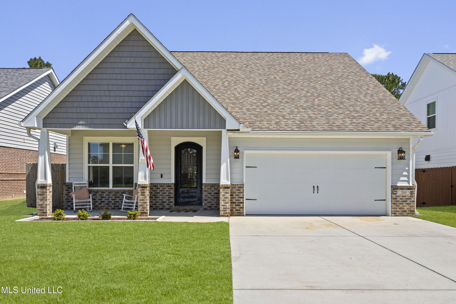 Property Photo:  209 Madison Place Drive Drive  MS 39564 