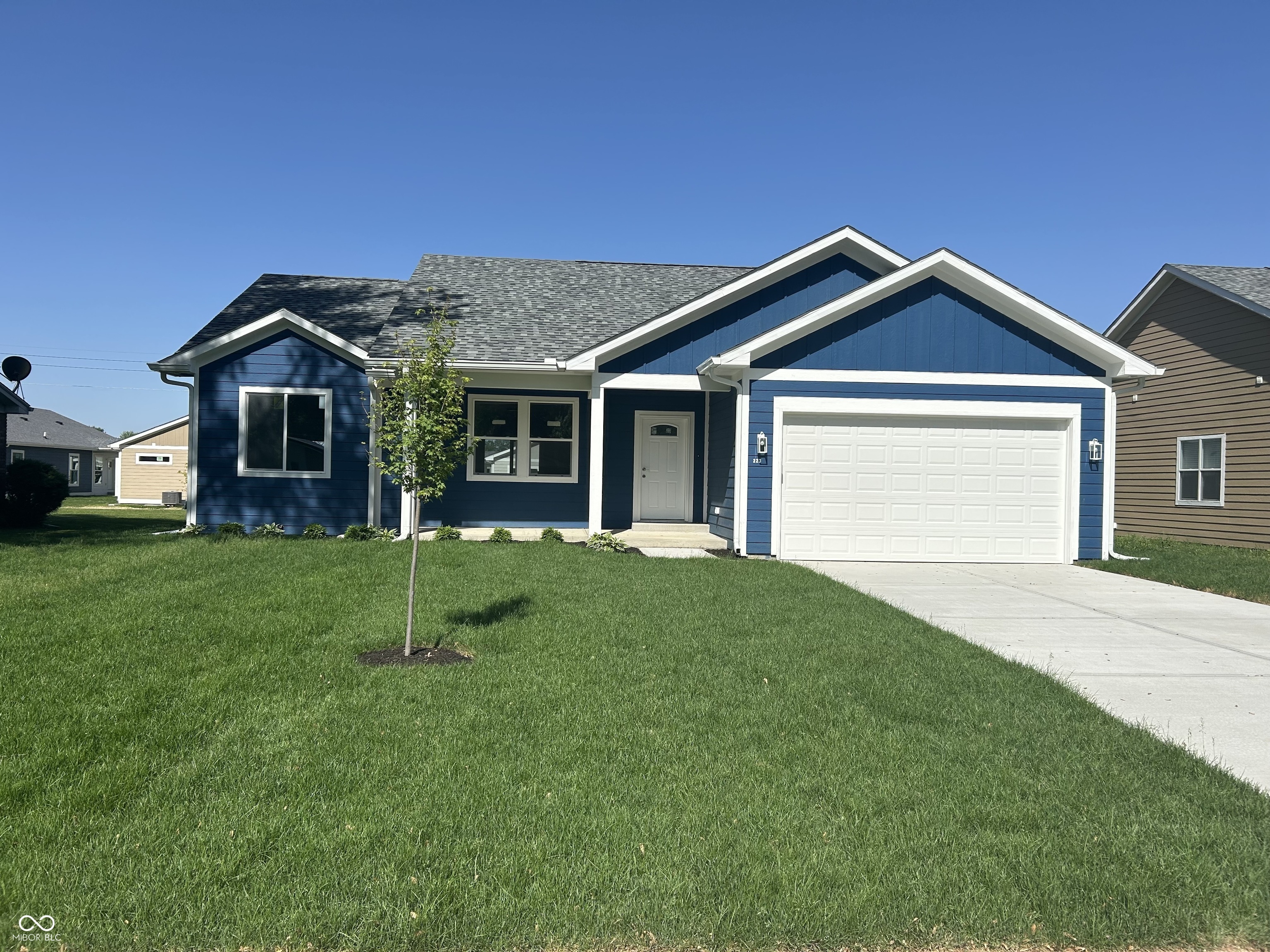 Property Photo: 223 N Coventry Drive IN 46012