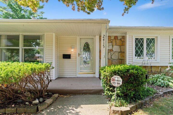 Property Photo:  2415 Woodview Drive  MI 48911 