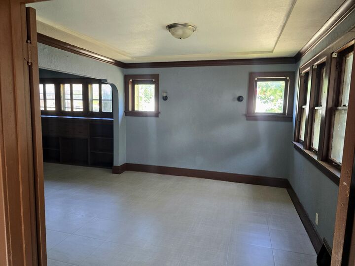 Property Photo: 1926 W Keefe Ave WI 53206